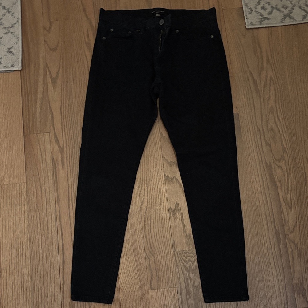 Stylish Black Skinny Jeans